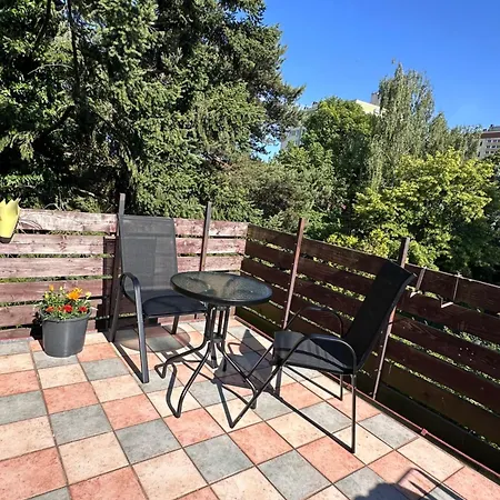 3-pokojowy Z Tarasem W Willi, 95m2 Apartmán *