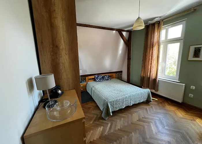 3-pokojowy Z Tarasem W Willi, 95m2 *